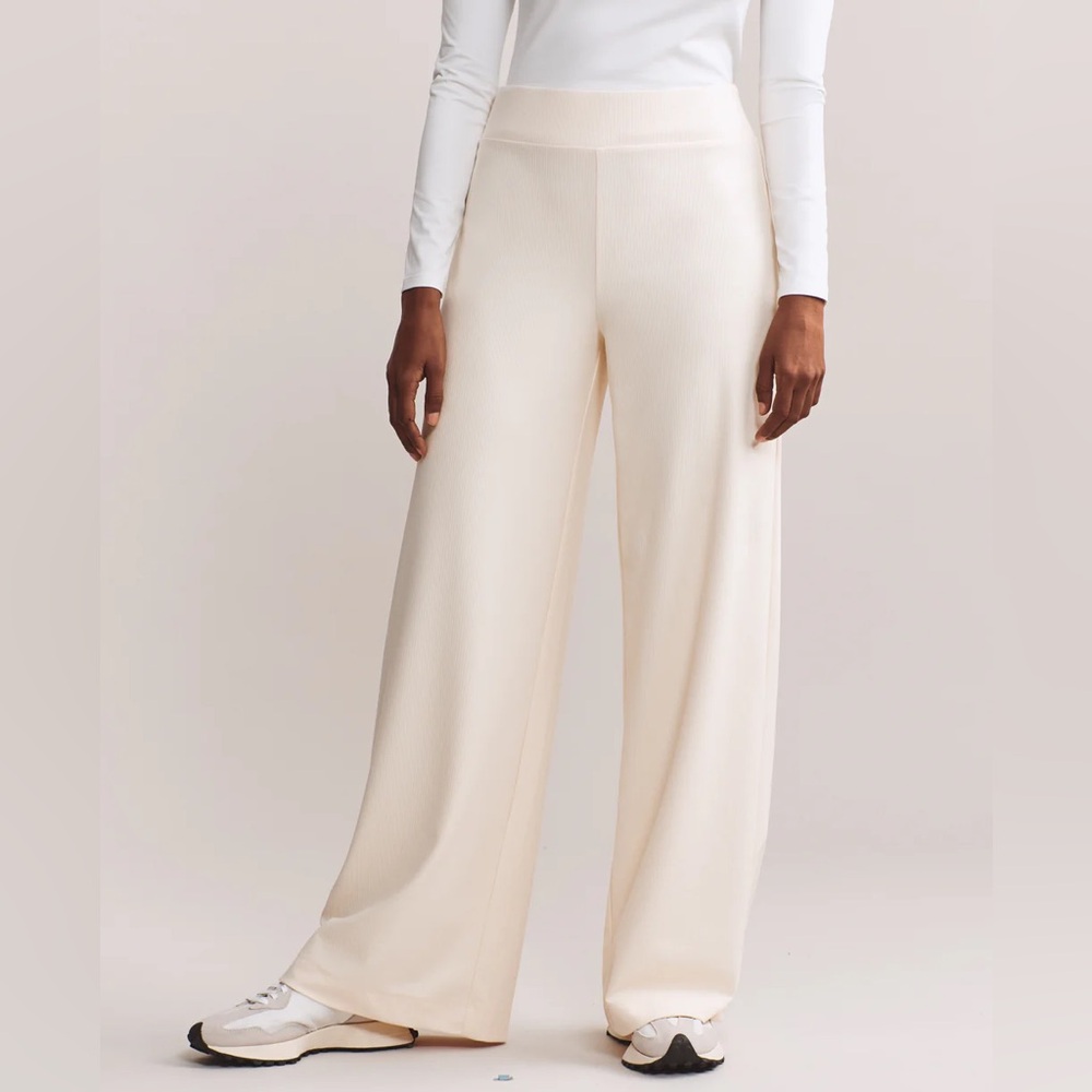 Rhone Ripple Sweatpants‎ Wide Leg Cream NWT Size Medium